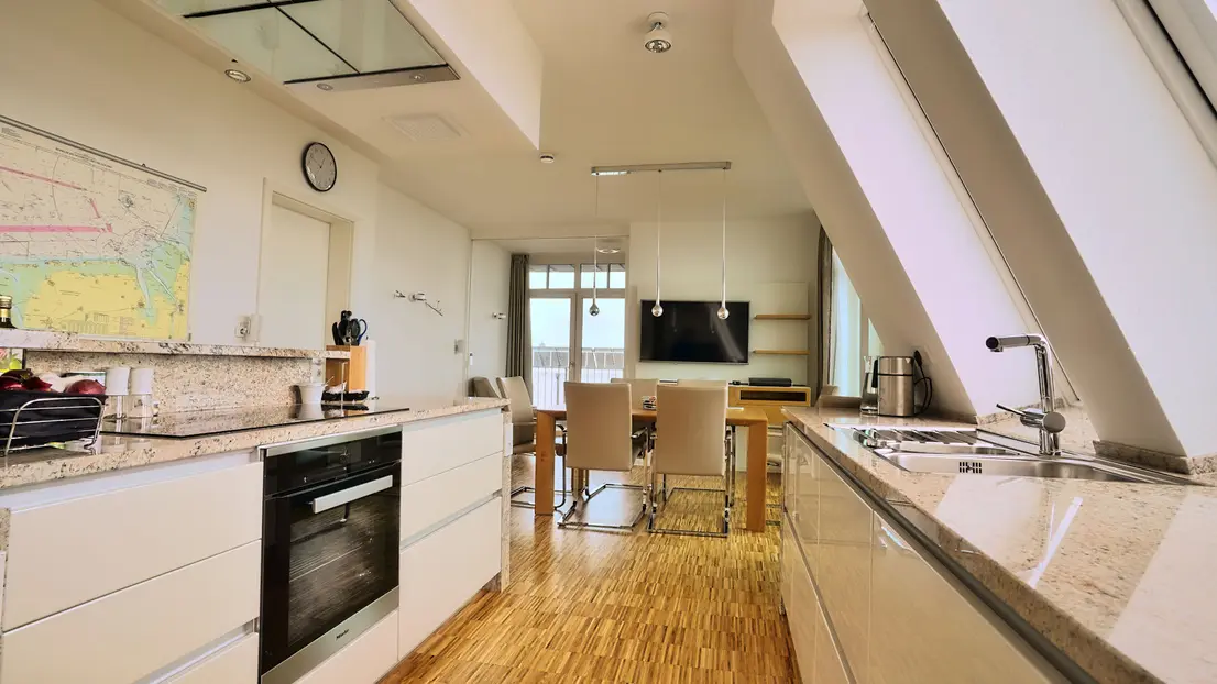Küche und Essbereich der Immobilie Luxuswohnung am Meer auf Wangerooge